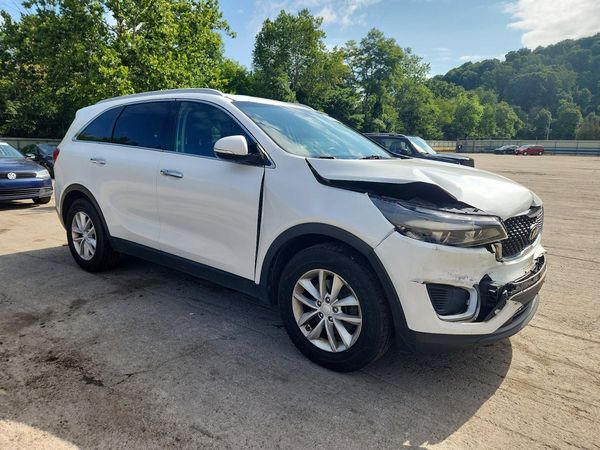 2018 KIA SORENTO L, LX