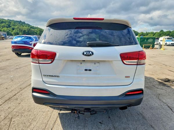 2018 KIA SORENTO L, LX