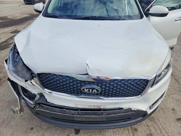 2018 KIA SORENTO L, LX