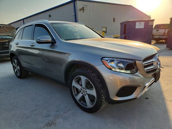 2019 MERCEDES-BENZ GLC GLC300