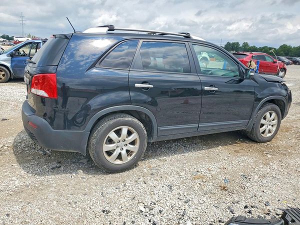 2013 KIA SORENTO Base / LX