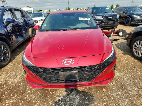 2021 HYUNDAI ELANTRA SE
