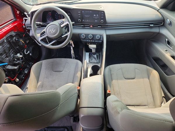 2021 HYUNDAI ELANTRA SE