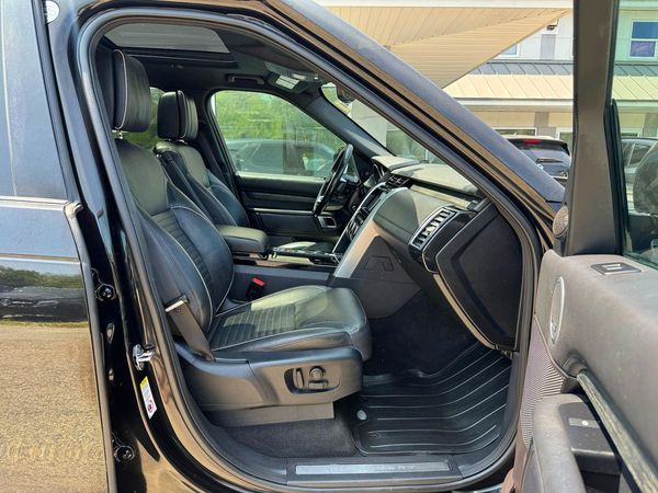 2017 LAND ROVER DISCOVERY HSE Luxury