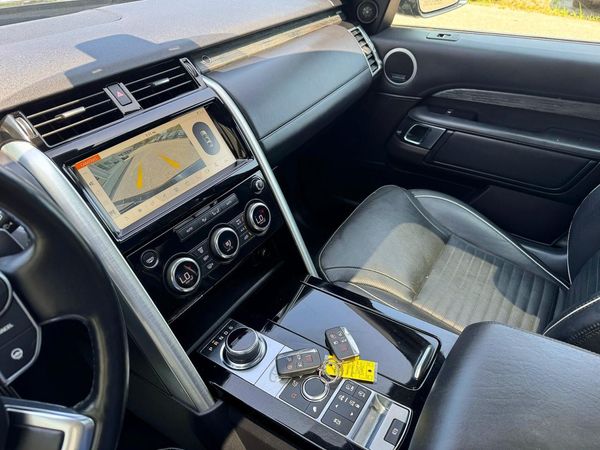 2017 LAND ROVER DISCOVERY HSE Luxury