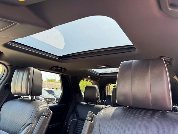 2017 LAND ROVER DISCOVERY HSE Luxury