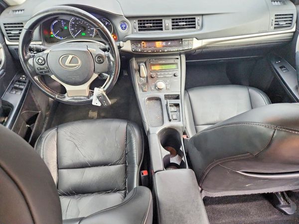 2016 LEXUS CT 200h
