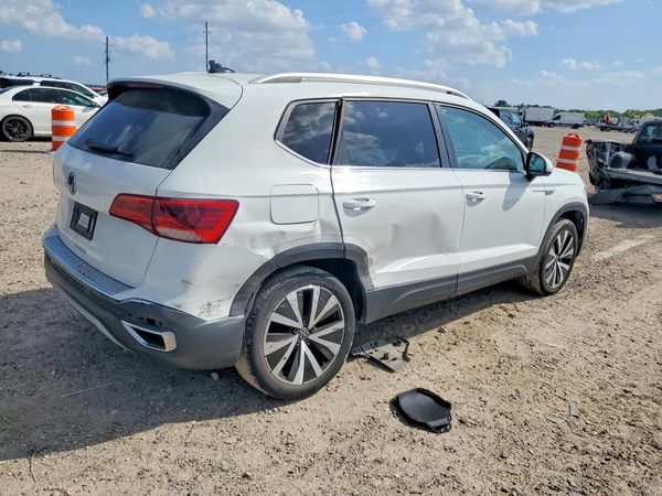 2024 VOLKSWAGEN TAOS