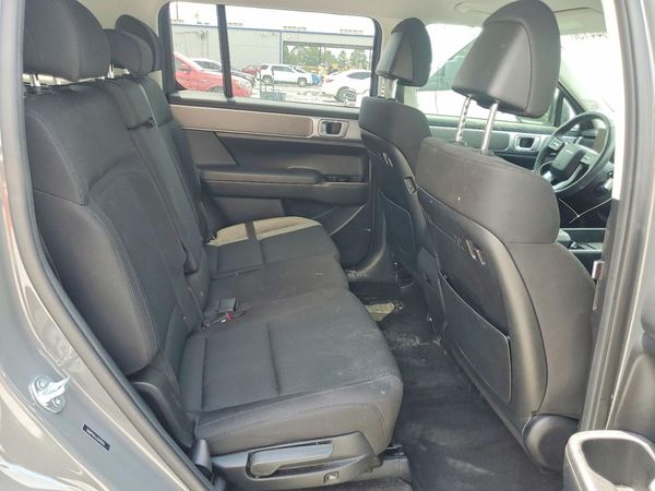 2025 HYUNDAI SANTA FE SE
