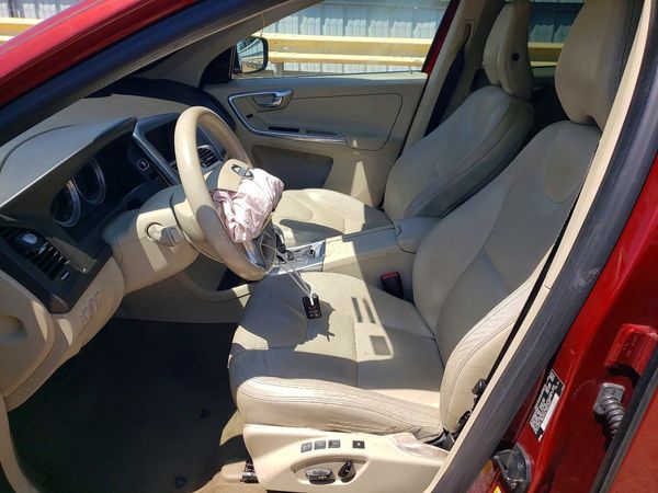 2013 VOLVO XC60