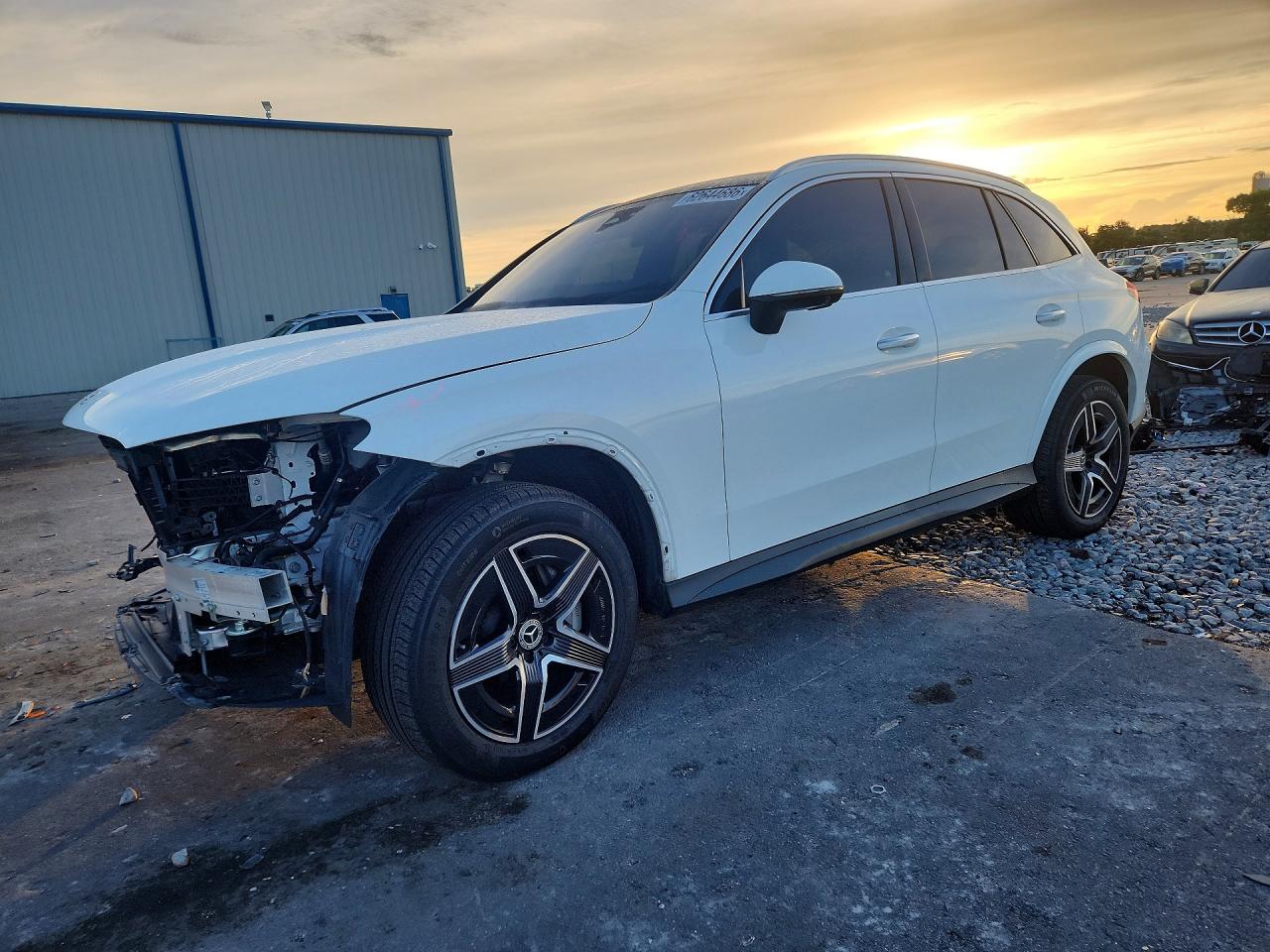 2023 MERCEDES-BENZ GLC GLC300