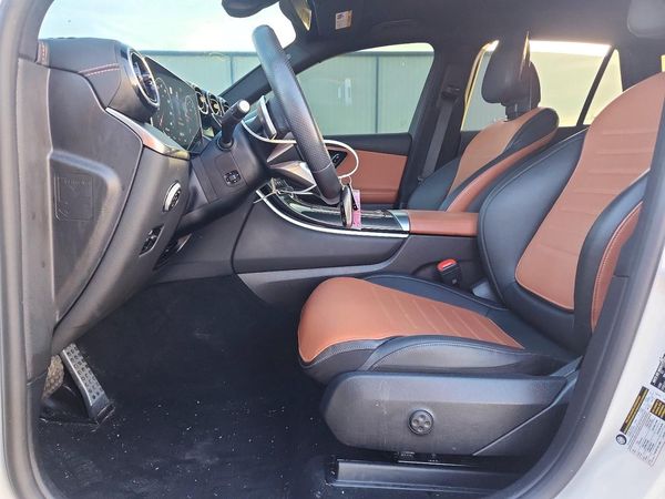 2023 MERCEDES-BENZ GLC GLC300