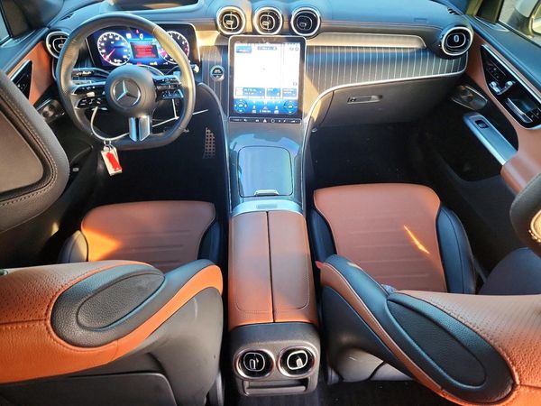 2023 MERCEDES-BENZ GLC GLC300