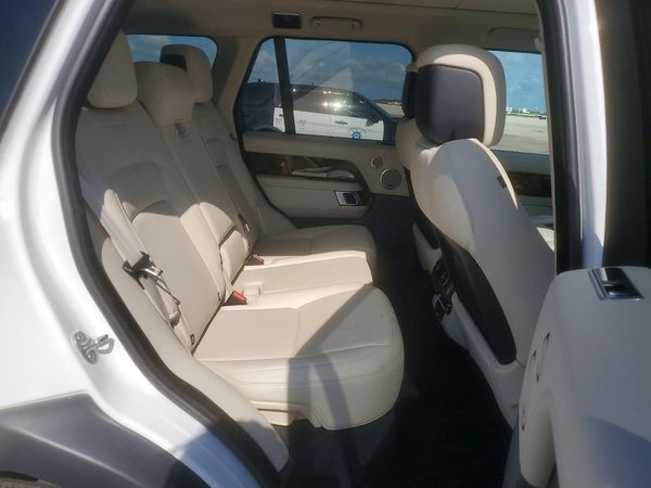 2021 LAND ROVER RANGE ROVER HSE Silver Edition
