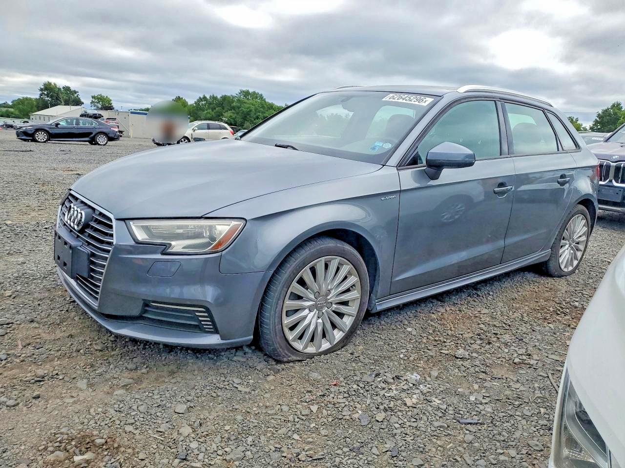 2017 AUDI A3 e-tron Premium