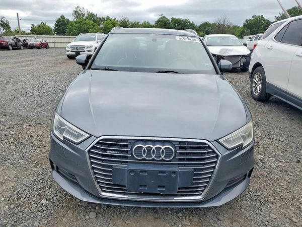 2017 AUDI A3 e-tron Premium