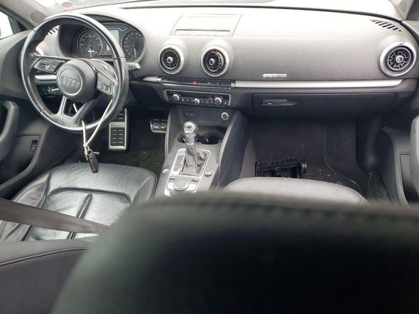 2017 AUDI A3 e-tron Premium