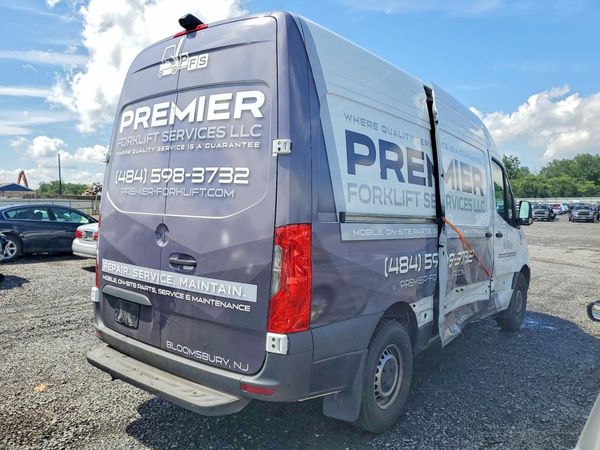 2024 MERCEDES-BENZ SPRINTER