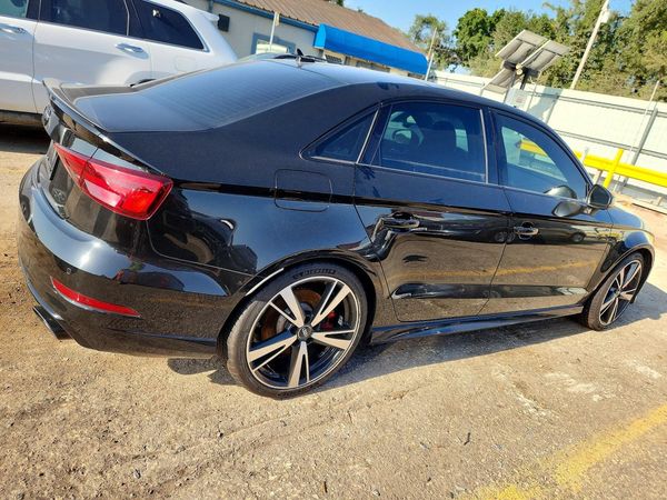 2019 AUDI RS3