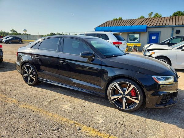 2019 AUDI RS3