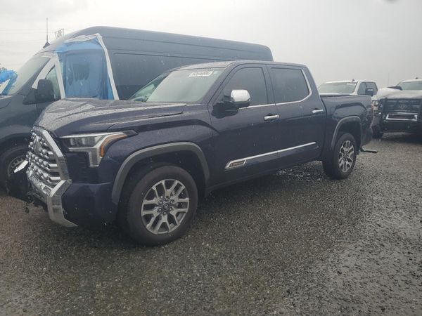 2025 TOYOTA TUNDRA