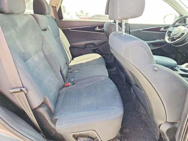 2019 KIA SORENTO L, LX, S