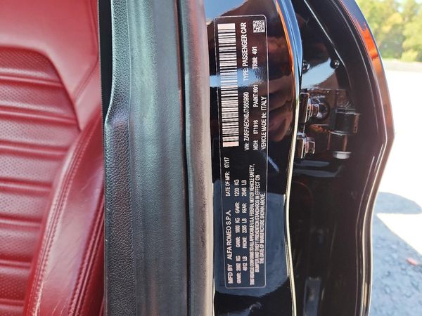 2018 ALFA ROMEO GIULIA TI RWD