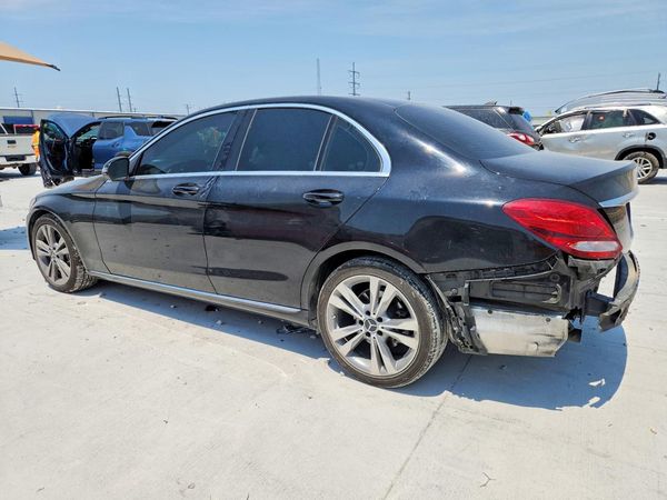 2017 MERCEDES-BENZ C C300