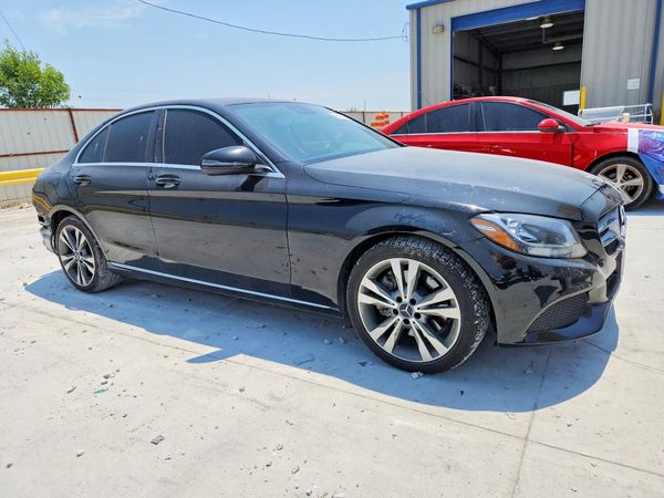 2017 MERCEDES-BENZ C C300