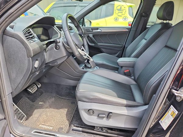 2024 VOLKSWAGEN TIGUAN SE R-Line Black