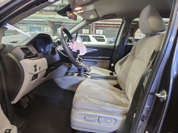 2019 HONDA PILOT EX — DENT