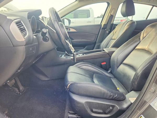 2018 MAZDA 3 Touring