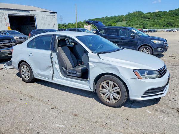2017 VOLKSWAGEN JETTA