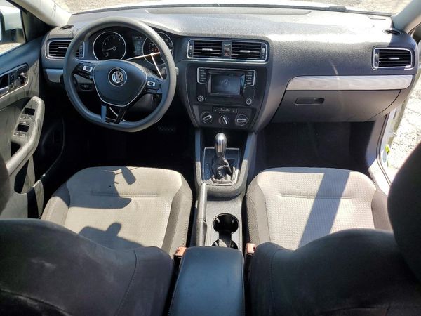 2017 VOLKSWAGEN JETTA