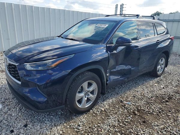 2022 TOYOTA HIGHLANDER L