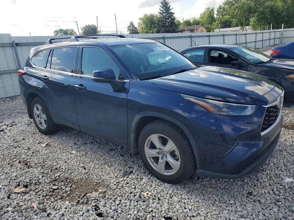 2022 TOYOTA HIGHLANDER L