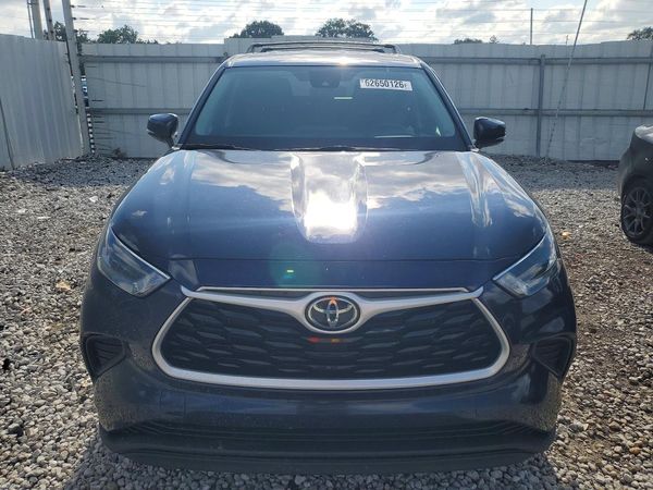 2022 TOYOTA HIGHLANDER L