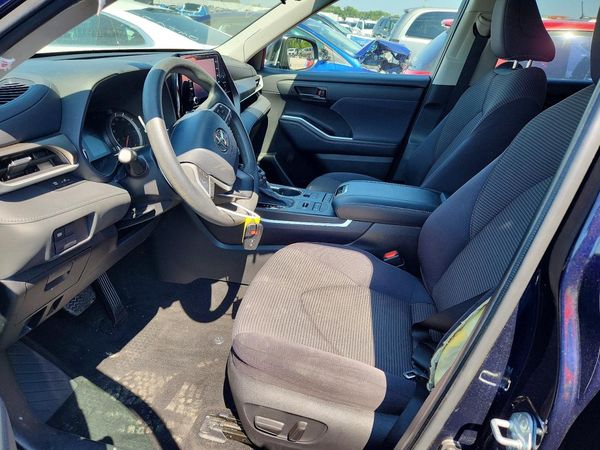 2022 TOYOTA HIGHLANDER L