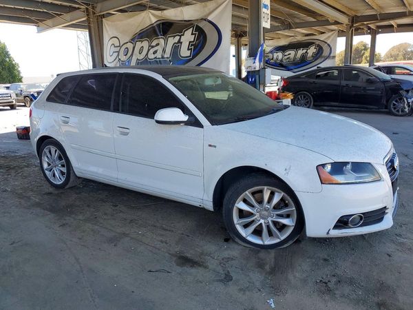 2012 AUDI A3