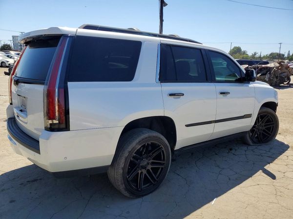 2017 CADILLAC ESCALADE Premium Luxury