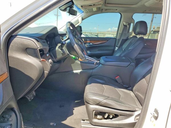 2017 CADILLAC ESCALADE Premium Luxury