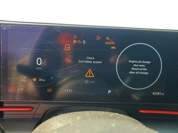 2024 HYUNDAI KONA