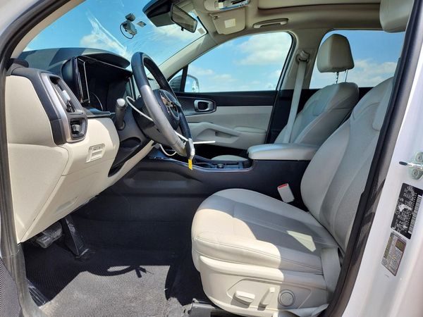 2023 KIA SORENTO