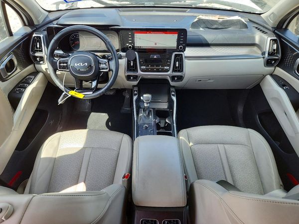 2023 KIA SORENTO