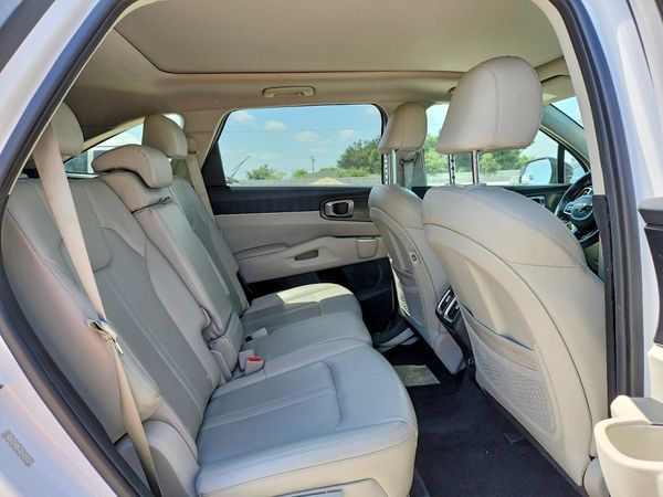 2023 KIA SORENTO