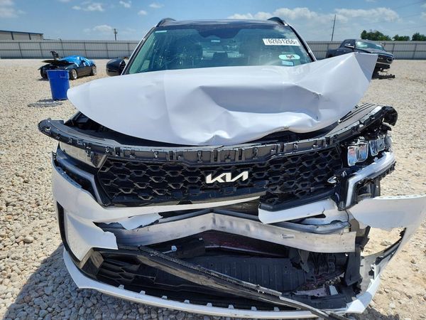 2023 KIA SORENTO