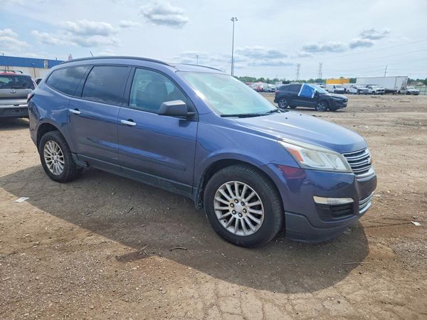 2014 CHEVROLET TRAVERSE LS