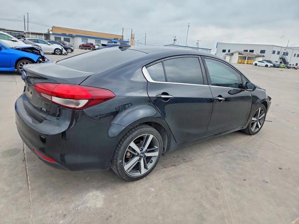 2017 KIA FORTE EX