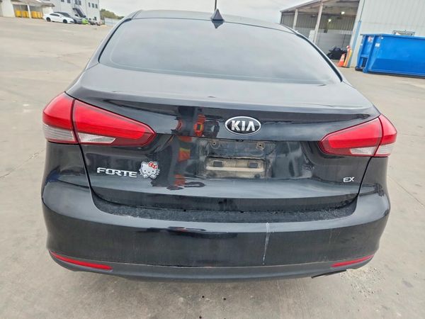 2017 KIA FORTE EX