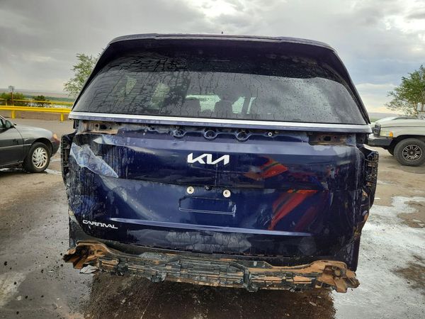 2025 KIA CARNIVAL